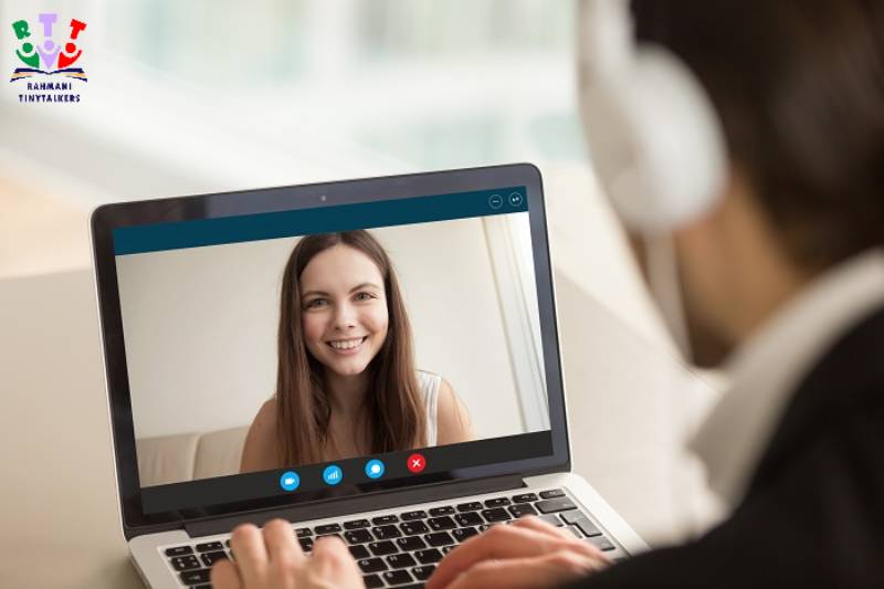 Advantages-of-online-language-training-03